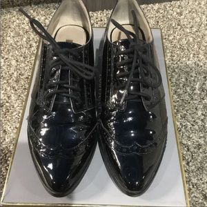 Patent loafer lace shoe size 7.5